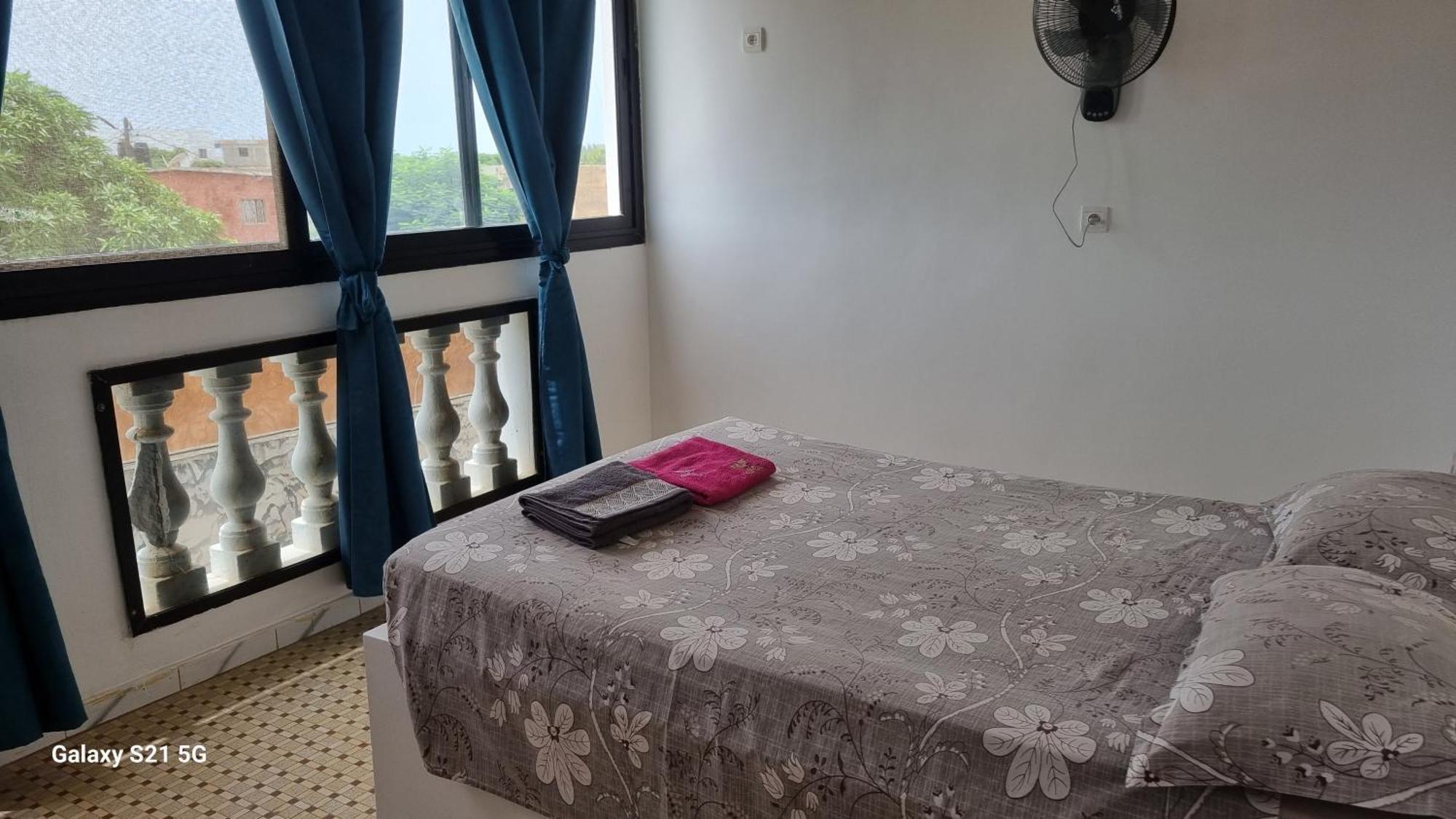 Villa Les Pieux Somone Exteriér fotografie